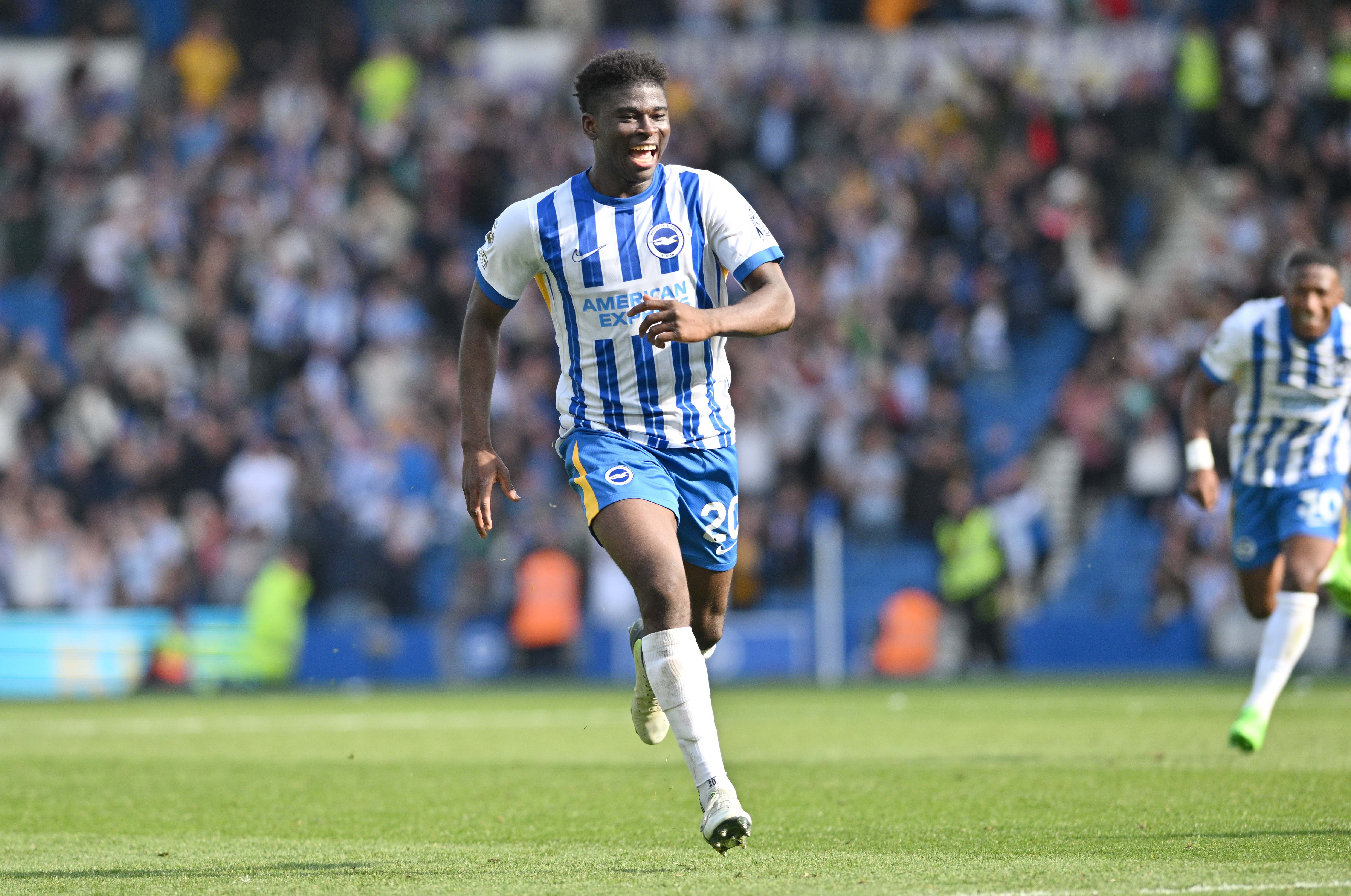 买马挣钱网站app-罗马诺：布莱顿关闭巴莱巴今夏离队的大门，曼联准备明年再追球员