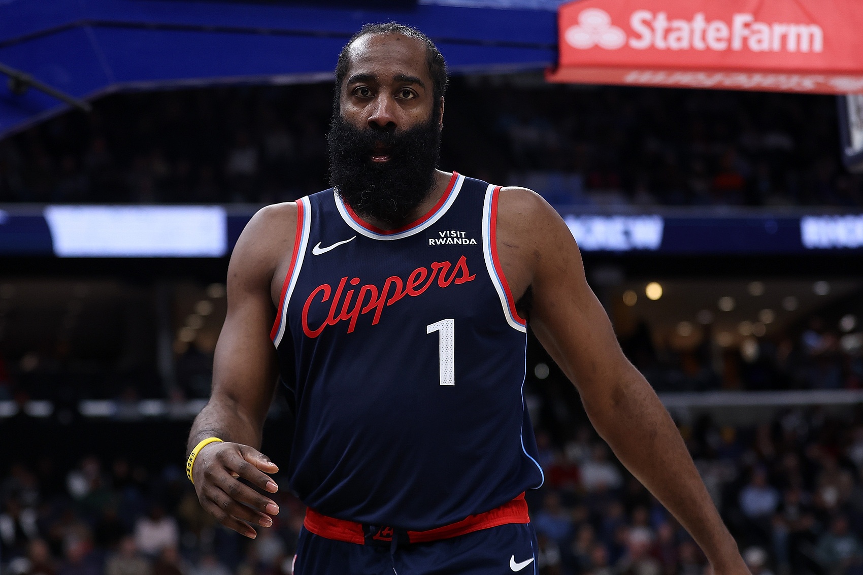 买马挣钱网站app-找回外线手感！哈登连续三分命中 率队扩大优势打停黄蜂