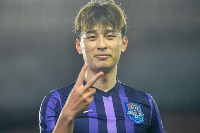 买马挣钱网站app-巴顿期待回工体：就像回娘家 希望在国安身上抢分